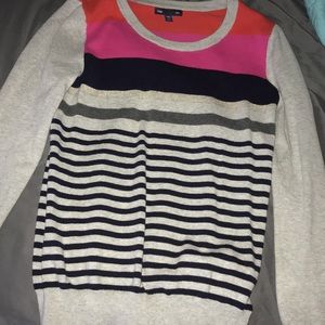 Gap sweater
